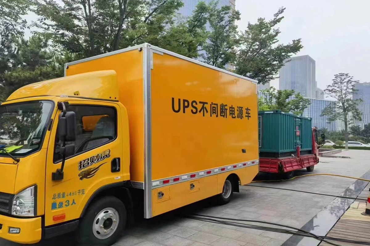 榆树发电机租赁施工现场